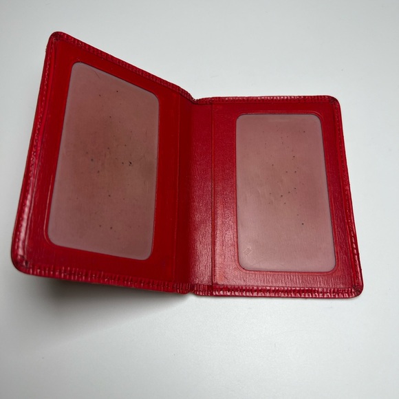 LOUIS VUITTON Card Wallet - Picture 2 of 6